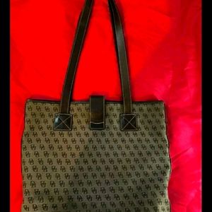 Dooney and Bourke purse